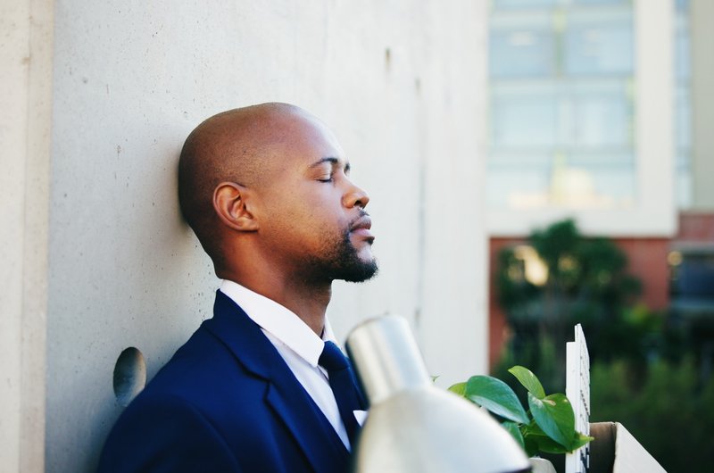 쉬어도 피곤한 이유: 뇌과학으로 본 자동 반추 시스템과 마음수련 명상 2 마음수련 명상 _ 생각